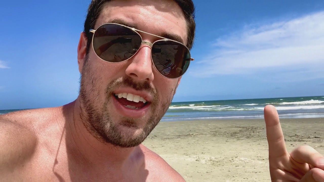 #1 SECRET To Make Money Online Even While At The BEACH!